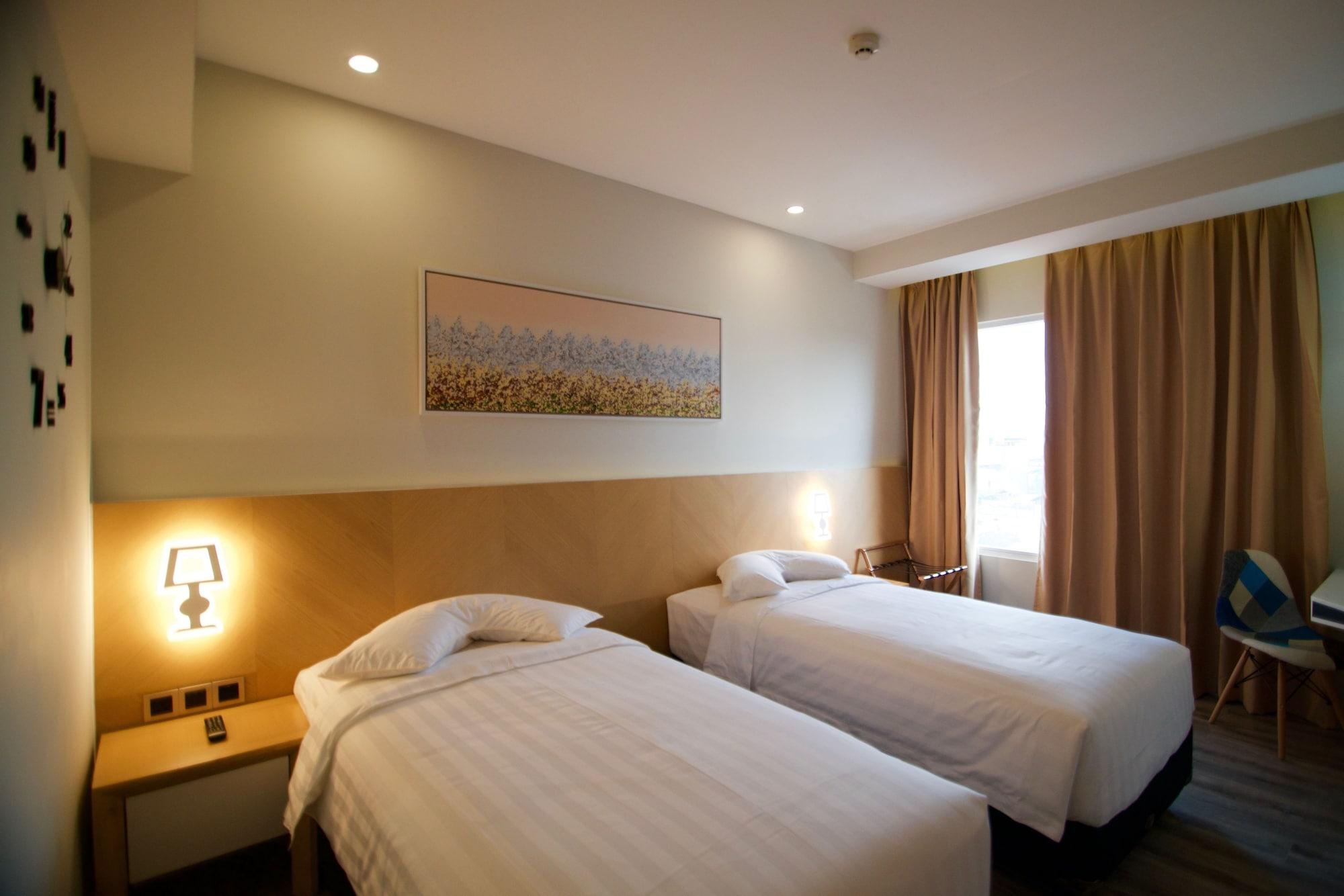 Verse Luxe Hotel Wahid Hasyim Jakarta Buitenkant foto