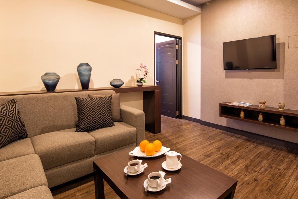 Verse Luxe Hotel Wahid Hasyim Jakarta Buitenkant foto