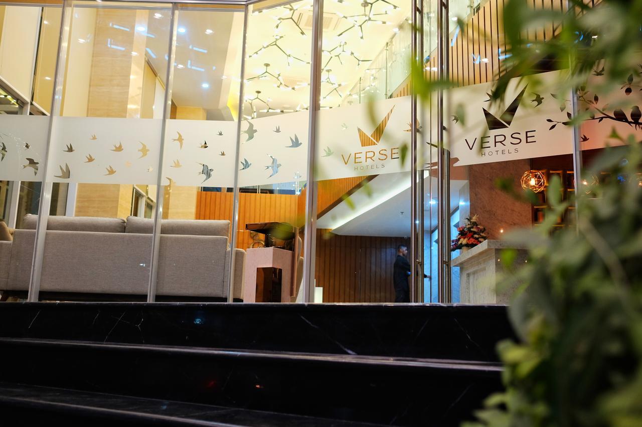 Verse Luxe Hotel Wahid Hasyim Jakarta Buitenkant foto